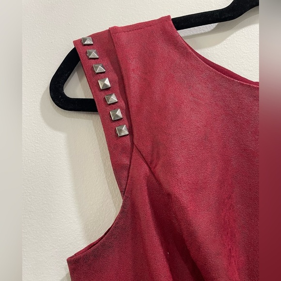 Guess Red Peplum Top with Silver Studs - Picture 6 of 9